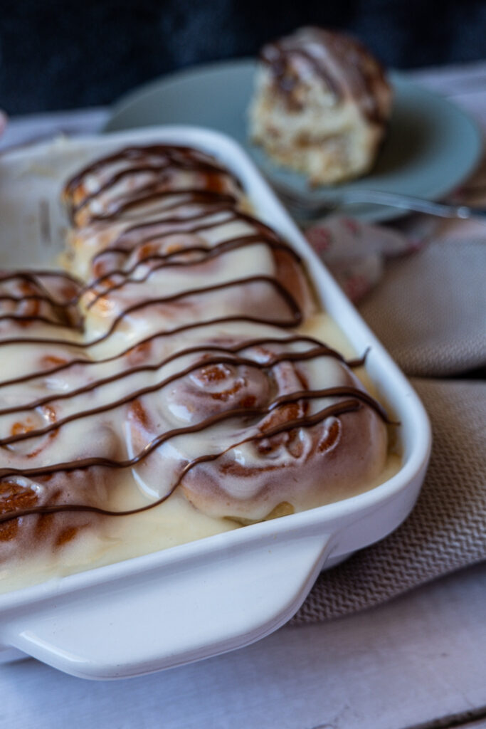 Cinnamon Rolls estilo Cinnabon® – Dagny Bakes